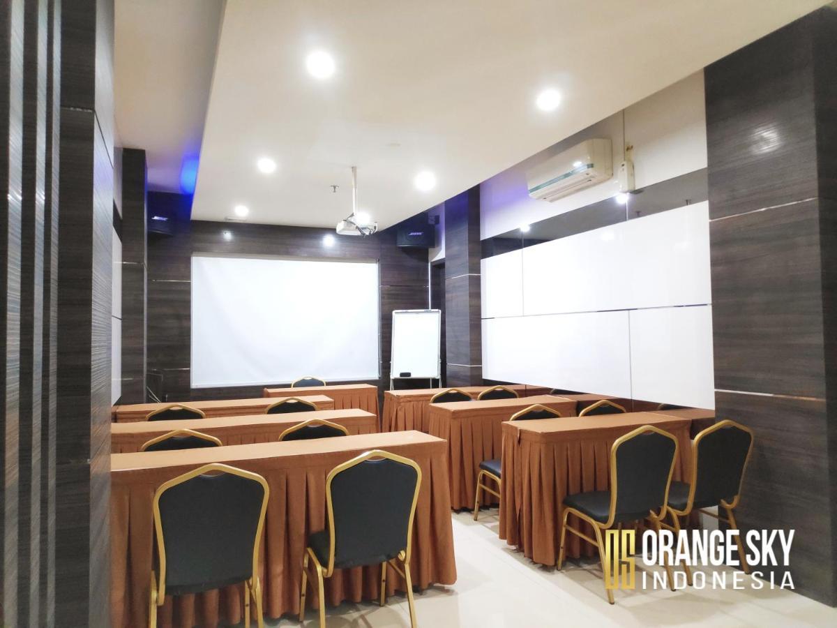 Os Hotel Airport Batam Екстер'єр фото